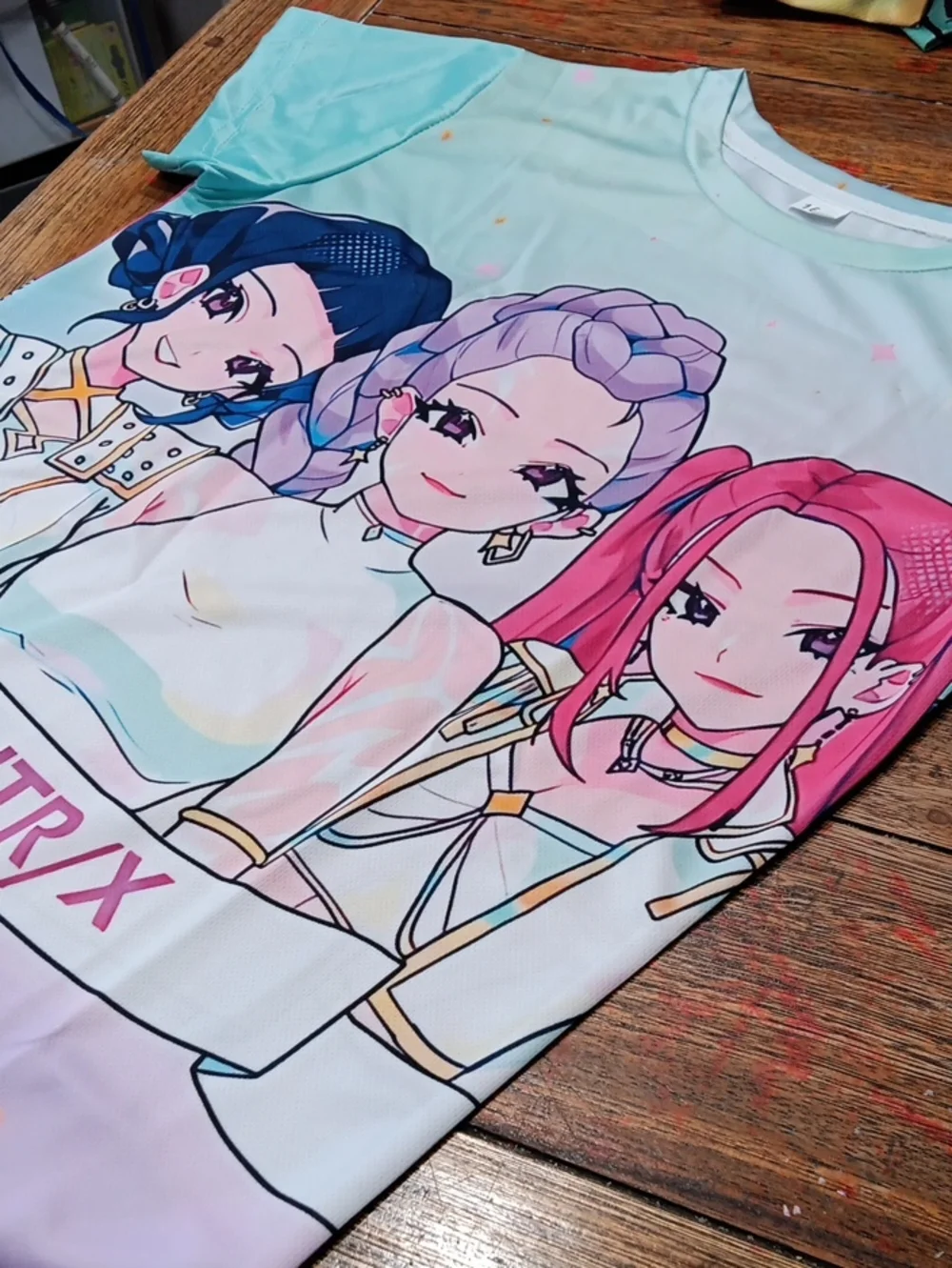 HUNTR/X Anime Girl Graphic Tee in Pastel Mint